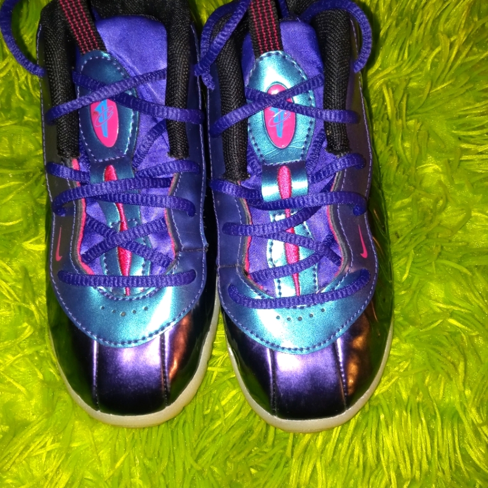 Purple Nike Foams